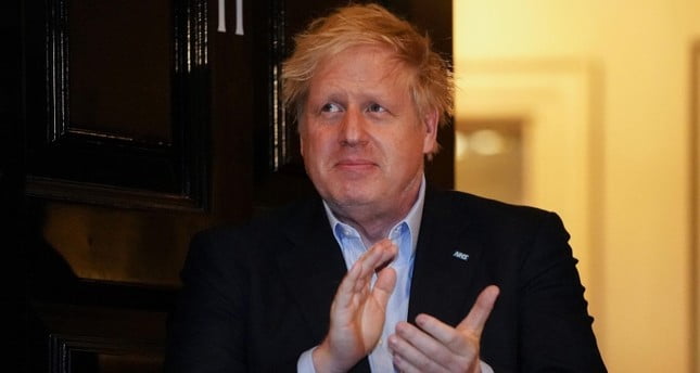 نقل رئيس الوزراء البريطاني إلى المستشفى بسبب كورونا 37