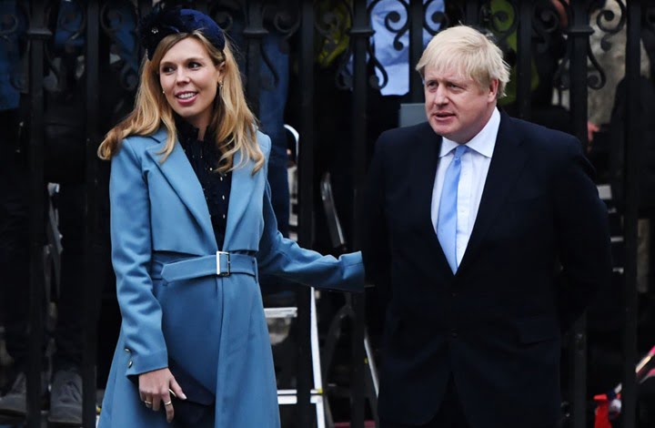 رئيس وزراء بريطانيا يرزق بطفل من خطيبته 21