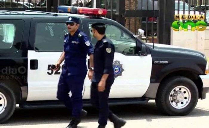 خليجية تكسر حظر التجوال وتحاول قتل رجل أمن... فيديو