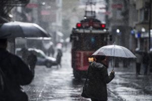 الارصاد تحذر من امطار مفاجئة على اسطنبول في هذا الموعد