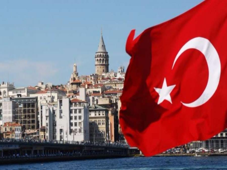 العلم التركي يُشع في أعالي جبال الألب (صورة نادرة) تركيا الآن