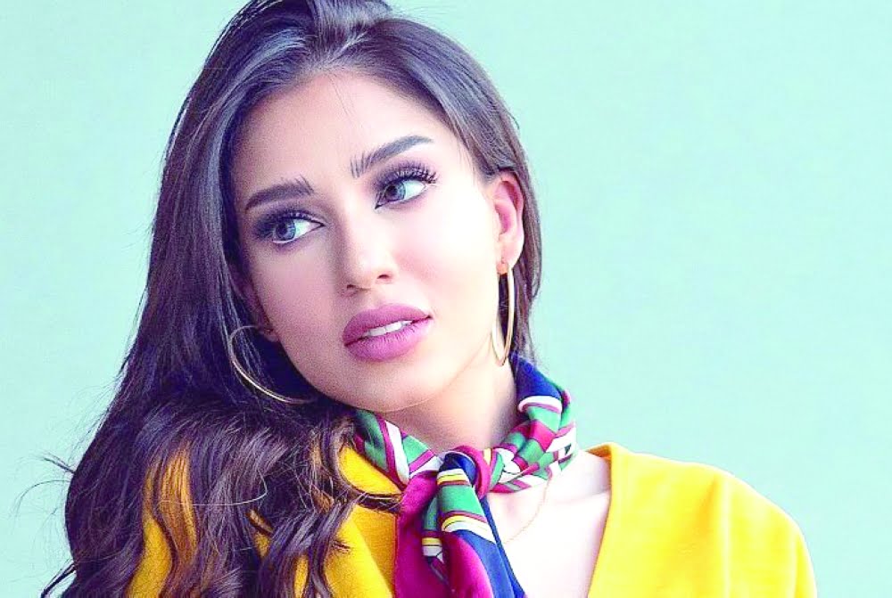 فنانة خليجية شهيرة تصدم الجميع: "مستحيل اتجوز رجل خليجي..أريده هنديًا" 1