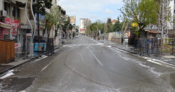 مدن تركية فارغة لم يُفرض حظر التجول فيها (شاهد) 4 مدن تركية فارغة لم يُفرض حظر التجول فيها (شاهد) 3