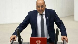 برلماني تركي يعلن استقالته من حزب الشعوب الديمقراطي