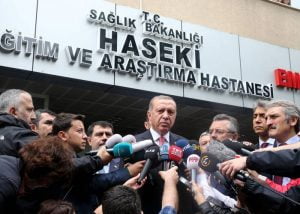 أردوغان يهنئ المسلمين بعيد الفطر ويبشّر بمزيد من التقدم لتركيا