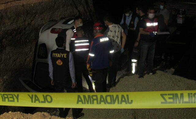 حادث محزن.. تركي يصطحب أباه المسن للطبيب فسقطت السيارة وماتا معا (شاهد) 1