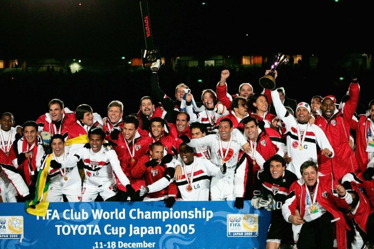 لاعب يبيع ميداليته الذهبية ويعتزل مبكرا من أجل المخدرات (شاهد) 1