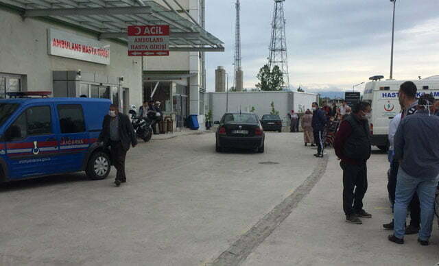 ثاني ايام العيد.. قتلى وجرحي في صراع بالفؤوس بين ابناء العم شرقي تركيا 5