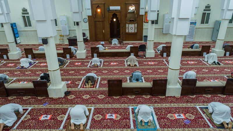 جوامع ومساجد السعودية تعيد فتح أبوابها أمام المصلين (صور) 1