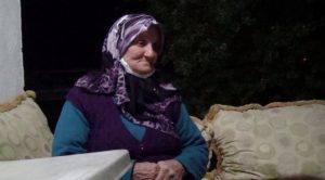 مسنة تركية تتبرع بـ12 عقارًا للجيش التركي