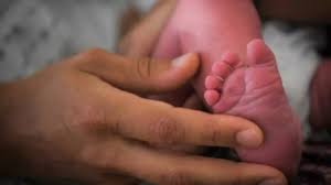 جريمة تهز الكويت.. الضحية رضيع عمره ساعات وحبله السريّ ملفوف عليه