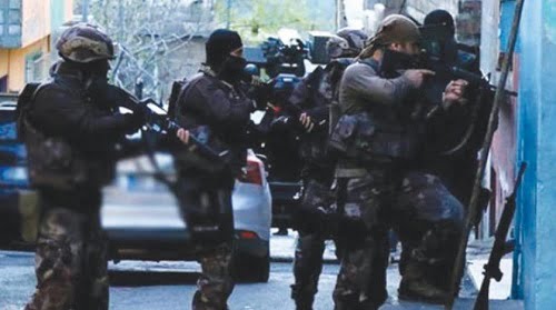 بعد مطاردة 9سنوات.. أخطر مطلوب في قبضة الأمن التركي (شاهد العملية) 13