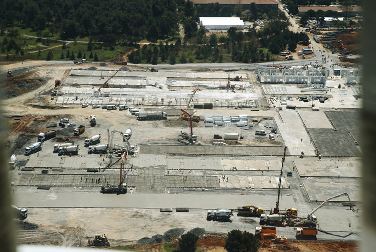 مستشفى "الألف سرير" شارف على الانتهاء (شاهد) 5