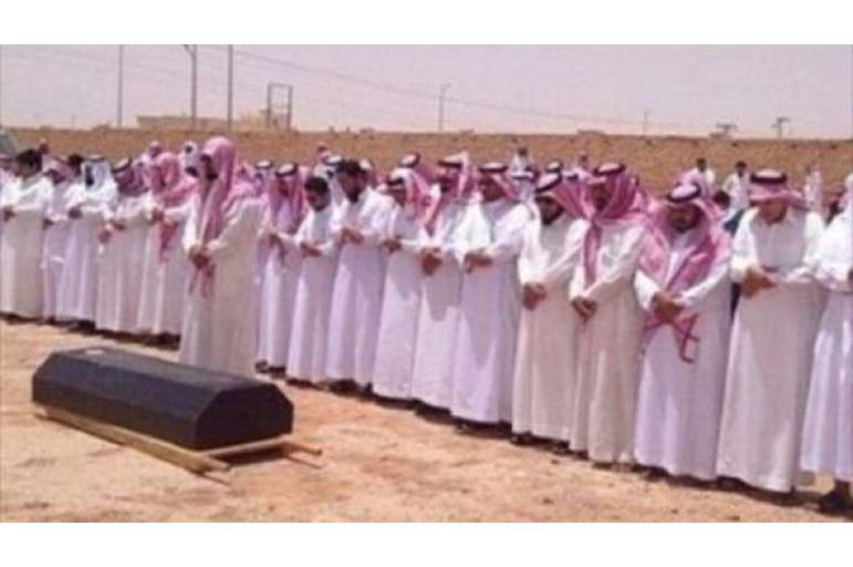 شقيق فنان سعودي شهير: اقتحموا جنازة أخي وقالوا "ليش تصلون عليه" 5