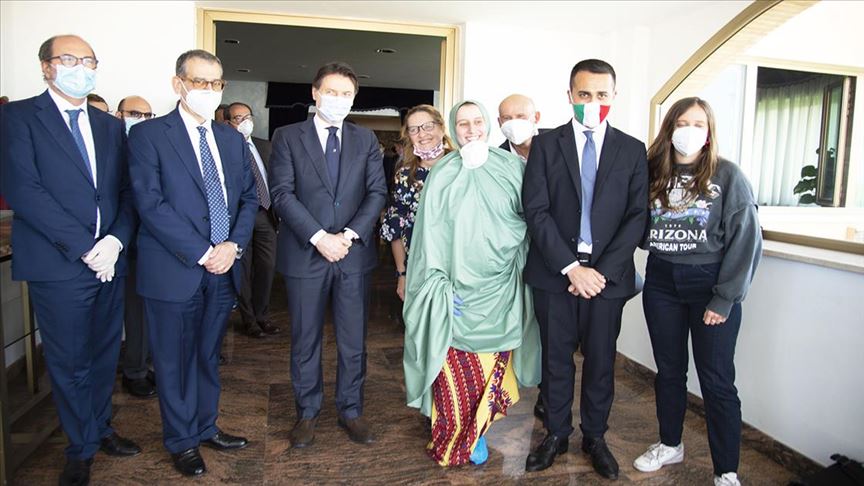 شاهد.. الاستخبارات التركية تحرر إيطالية مختطفة في كينيا منذ 2018 1