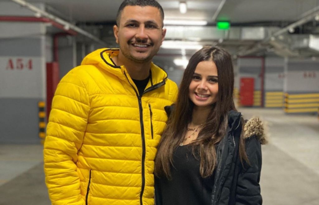 منة عرفة تحرج حبيبها: مافيش بينا حاجة ومش هيبقى فيه (فيديو) 5