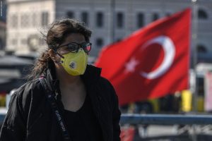فيروس كورونا: عدد الاصابات اليوم في تركيا يفوق المتعافين