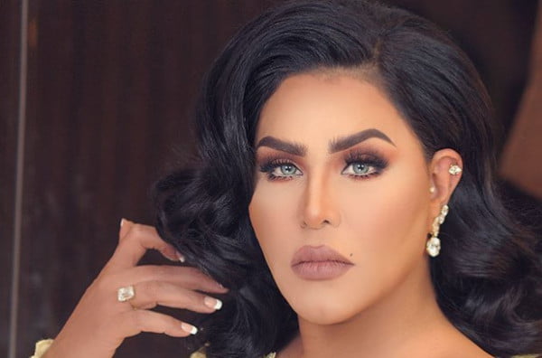 ابنة أحلام لأول مرة ونسختها المصغرة! (فيديو) 24