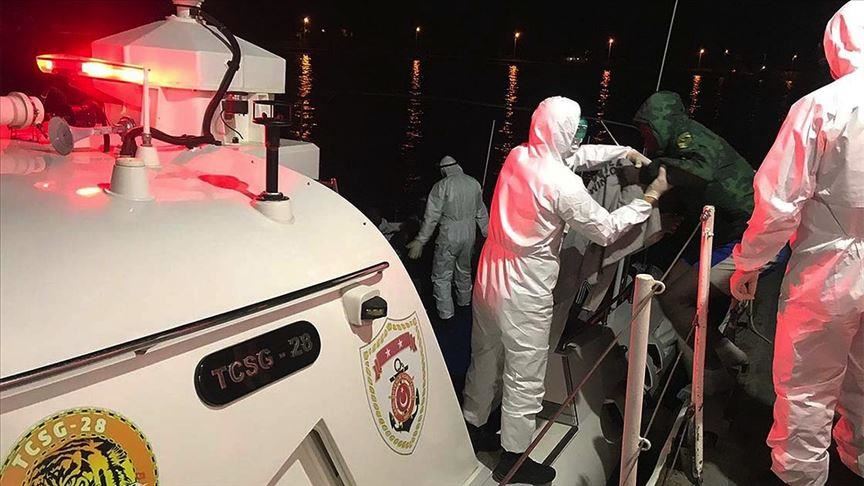 من جديد.. القوات التركية تنقذ لاجئين طردتهم اليونان 17