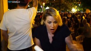 اصابة صحفيين اتراك خلال تغطيتهم احتجاجات امريكا المستمرة