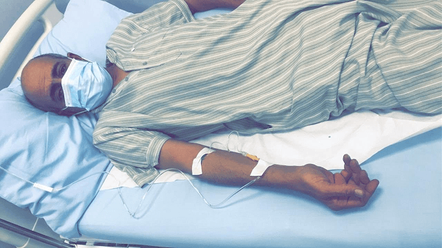 شاعر سعودي يربك محبيه بصورة من المستشفى.. هل أصيب بكورونا؟ 3