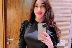مصر.. فتاة التيك توك “منار سامي” تجر أسرتها للسجن