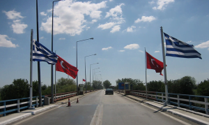 فتح المعابر الحدودية بين تركيا واليونان بدءا من اليوم