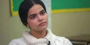 السعودية رهف القنون مع والد طفلها.. رحلة استجمام بصدر مكشوف (صور)