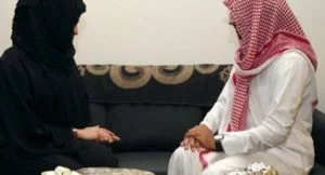 كويتي يستنجد بالأمن لإنقاذه من ضرب زوجته له