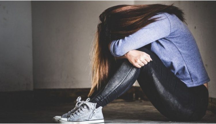 كان يصور ضحاياه أثناء فعلته.. رجل يغتصب ٣١ امرأة