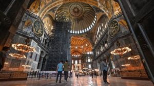 الشؤون الدينية التركية: هذا ما سنفعله بالصور غير الاسلامية في آيا صوفيا