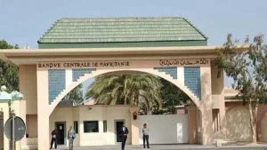 فضيحة في بنك مركزي عربي