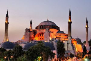 خطيب الأقصى: إرجاع آيا صوفيا لمسجد أعاد لتركيا هيبتها