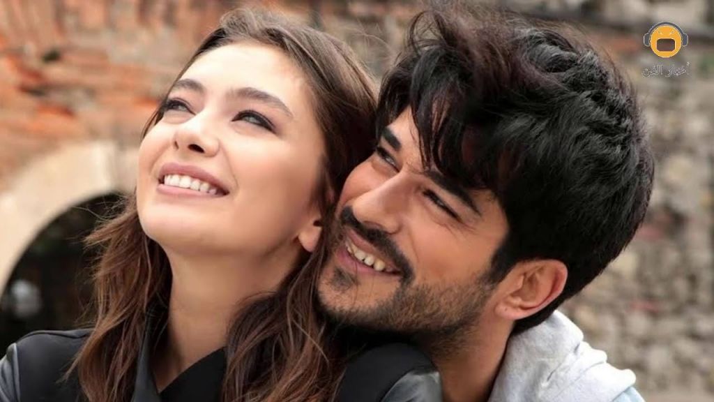 نسليهان أتاغول تحسم حقيقة خلافها مع بوراك أوزجيفيت وغيرة زوجها منه 2 نسليهان أتاغول تحسم حقيقة خلافها مع بوراك أوزجيفيت وغيرة زوجها منه 1