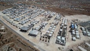 تركيا تنهي بناء 7 آلاف منزل مؤقت للسوريين في إدلب