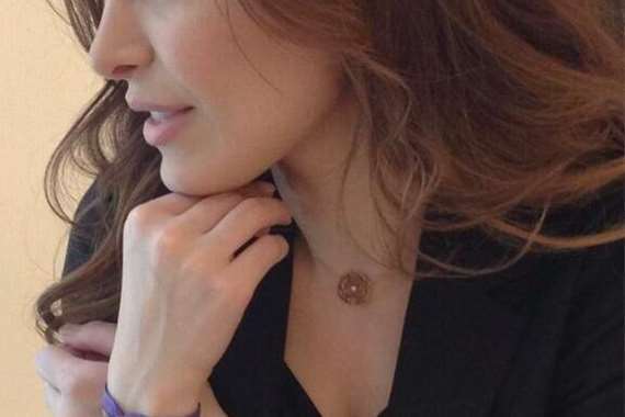 صورة ابنة فنان كويتي شهير تثير ضجة 1