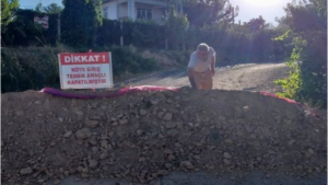 السلطات التركية تعزل قرية كاملة في ولاية ايلازيغ