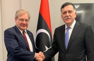 سفير أمريكا بليبيا يصف تركيا بـ”المنقذ” ويشيد بدورها