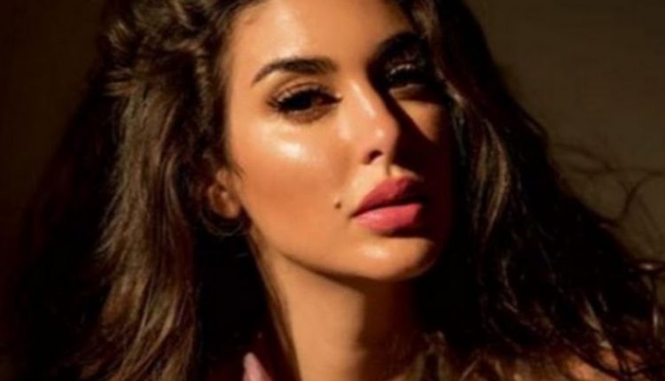 الفنانة المصرية