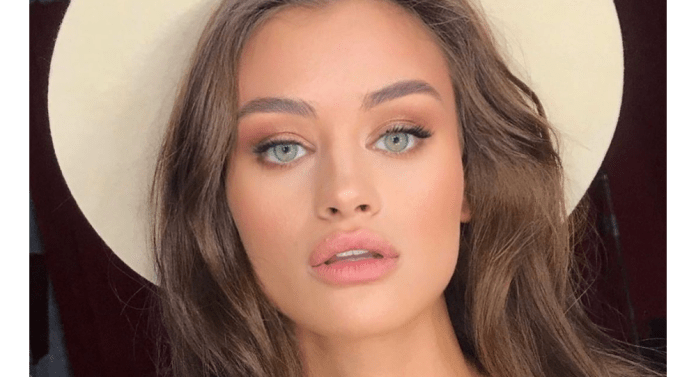 عارضة أزياء أوكرانية تتعرض لاعتداء على أحد شواطئ تركيا 25