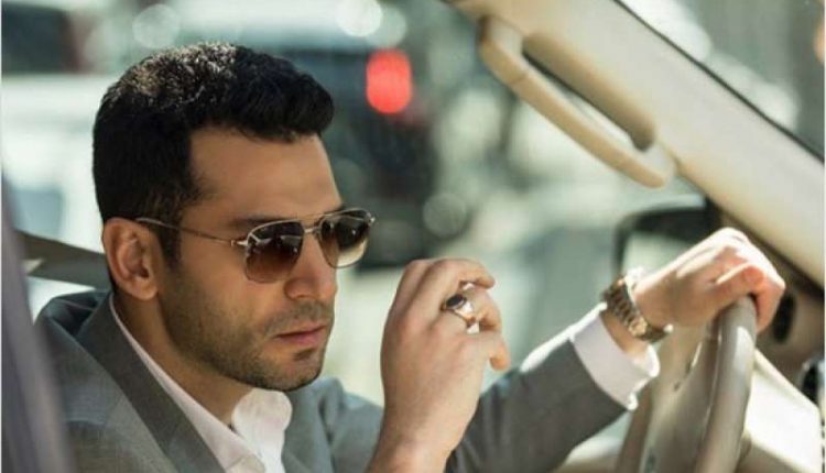 الممثل التركي مراد يلدريم