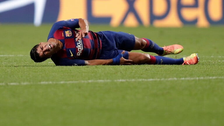 مسلسل تصفية نجوم برشلونة يبدأ .. كومان يصدم سواريز 5