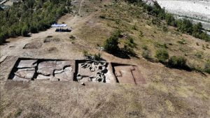 العثور على معبد أثري في ولاية قسطمونو التركية
