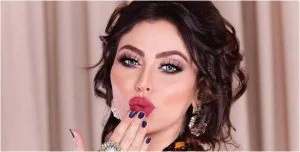 ما قصة الحفلة المختلطة التي اقامتها مريم حسين في الظلام