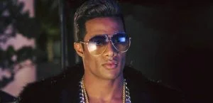 بعد ماء الذهب… محمد رمضان يستعرض طائرته الخاصة ويثير الجدل