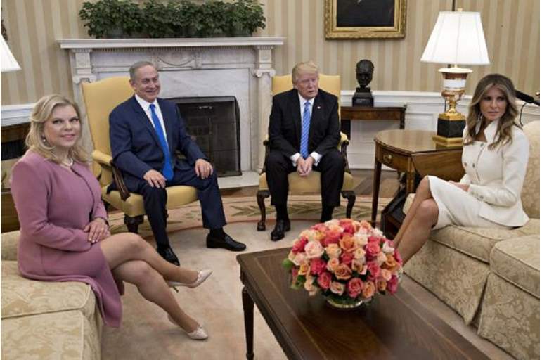 ملابس نتنياهو المتسخة تثير غضب مسؤولي بالبيت الأبيض 31