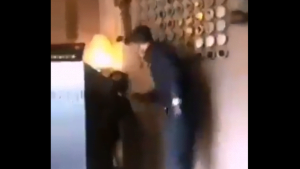 فيديو لـ”أجنبي يضرب موظفة سعودية ” يثير غضبا واسعا وسلطات المملكة تصدر بيانا توضيحيا