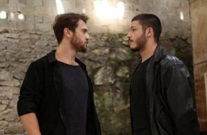 إصابة أحد نجوم مسلسل الحفرة التركي بكورونا 39