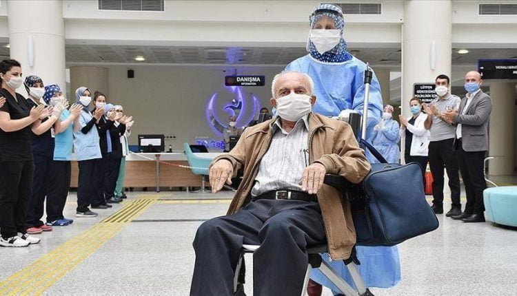 ما حقيقة وجود 100 ألف مصاب بكورونا "نشطين" في تركيا؟