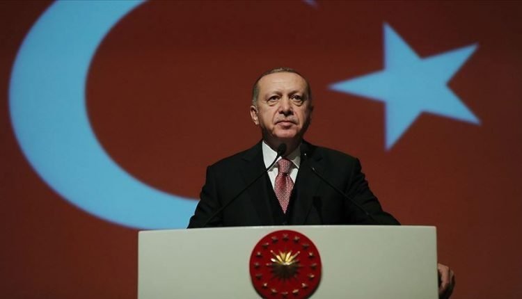 أردوغان: عداء أوروبا وفرنسا للإسلام والمسلمين مثل السرطان